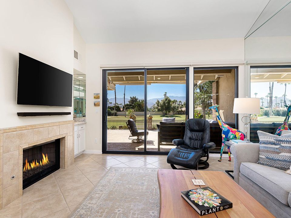 1st image of 283 Cordoba Way