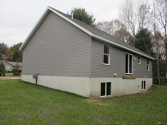 4th image of 1098 N Hillside Dr