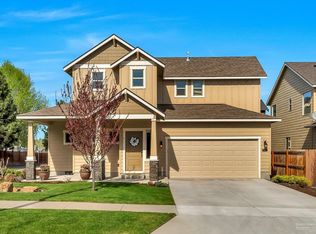 61925 Lorrin Pl, Bend, OR 97702