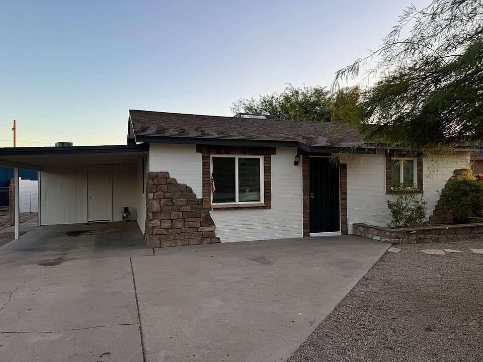1st image of 2939 E Campo Bello Dr #1