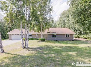 805 Ridge Loop Rd, North Pole, AK 99705