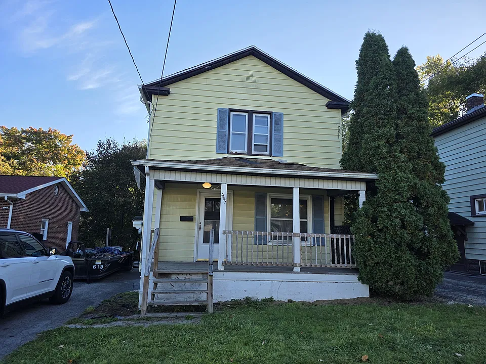 3443 Sheridan Rd