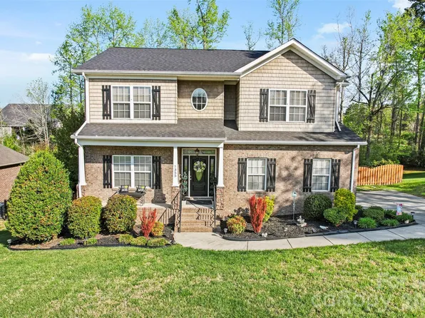 7355 Drury Ln, Denver, NC 28037