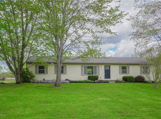 10123 Minyoung Rd, Ravenna, OH 44266