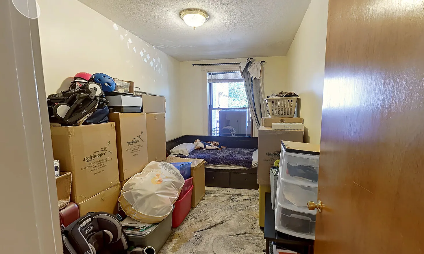 12 Dean Rd — Photo 1
