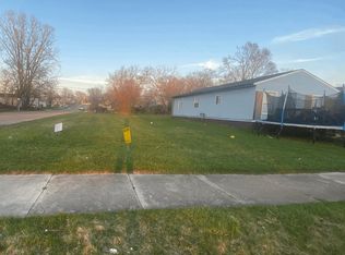 583 Highland Ave, Pontiac, MI