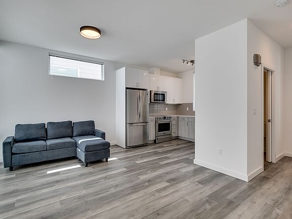 3rd image of 130 W Florentia St #A