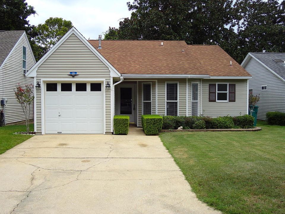 1st image of 136 Meadowbrook Ct