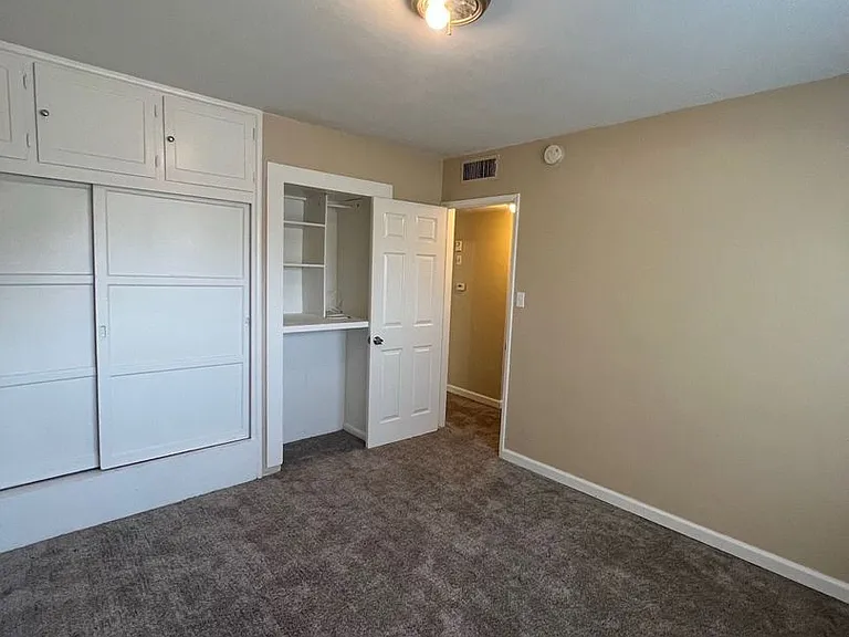 210 Irene St — Photo 16