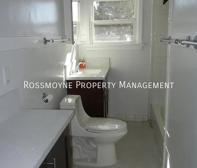 516 E Palmer Ave #A — Photo 10