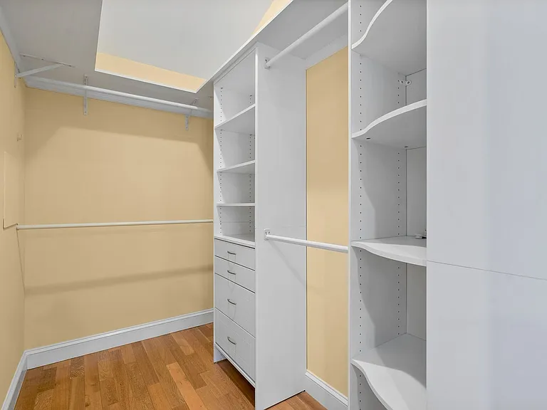 4116 Warner St — Photo 28