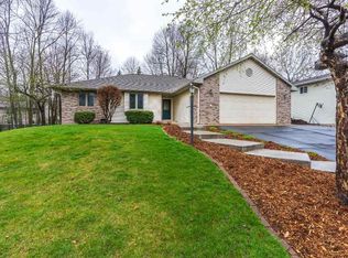 202 Greenwood Dr, Rothschild, WI 54474