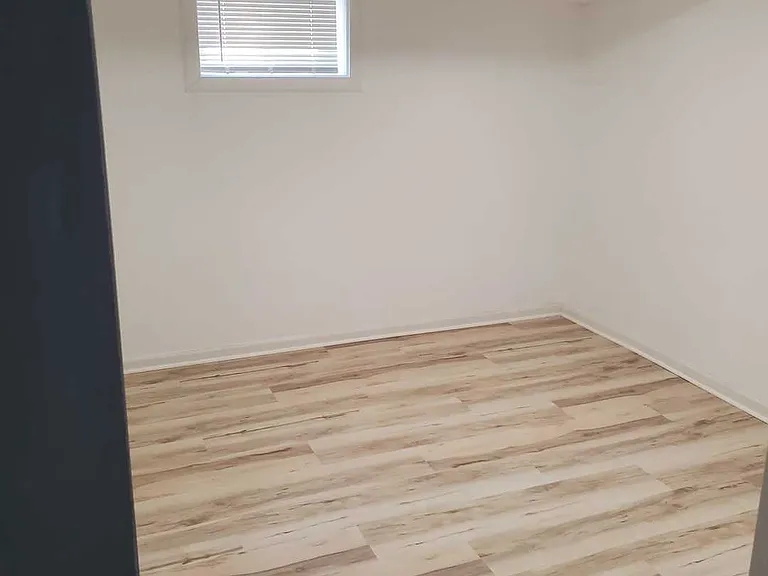 9224 Sproat Ave — Photo 6