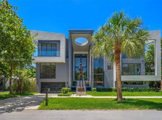 New Belle Meade Sub, Miami, FL 33138