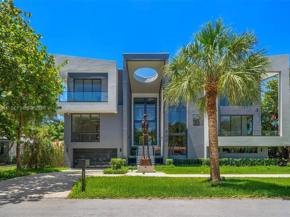 900 NE 75th St, Miami, FL 33138