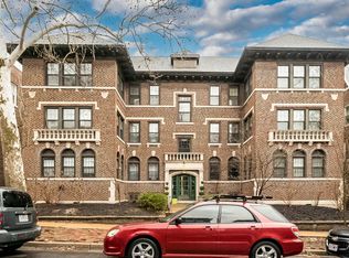 6330 S Rosebury Ave APT 2E, Saint Louis, MO 63105