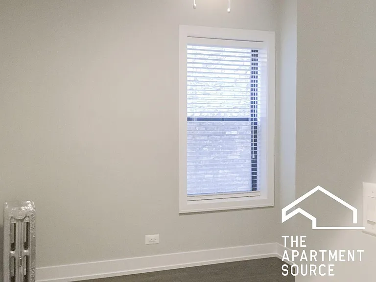 4953-55 N Oakley Ave #1 — Photo 4