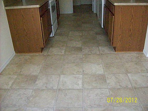 3rd image of 2861 Saint Bernard Dr