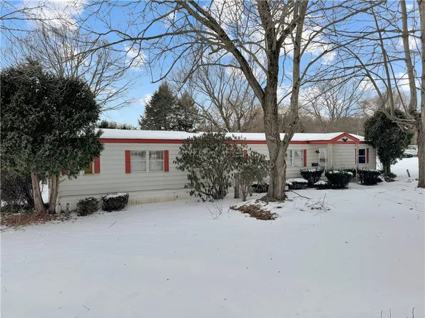 2010 Stanton Ave, New Castle, PA 16101