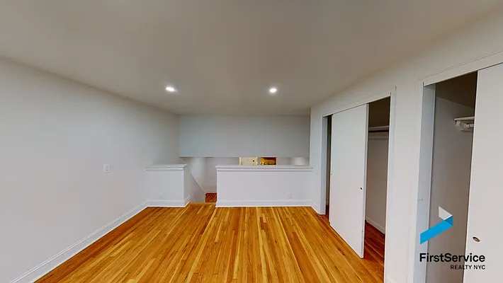 Rented by FirstService Realty (legacy) | media 11