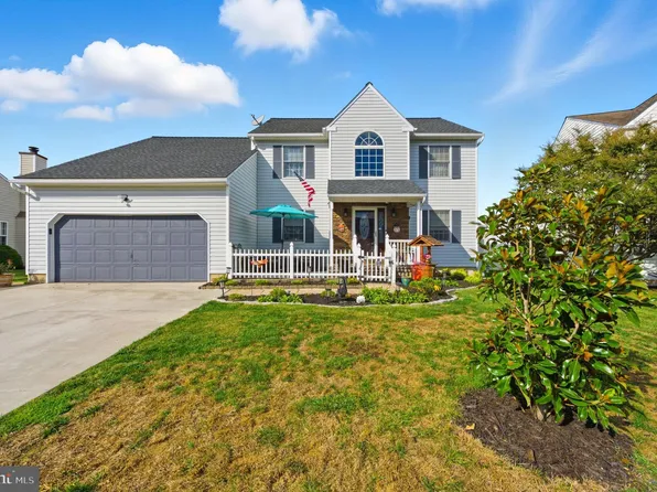 16 Lochview Dr, Bear, DE 19701