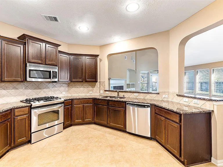 9430 Amethyst Arbor Ln — Photo 12