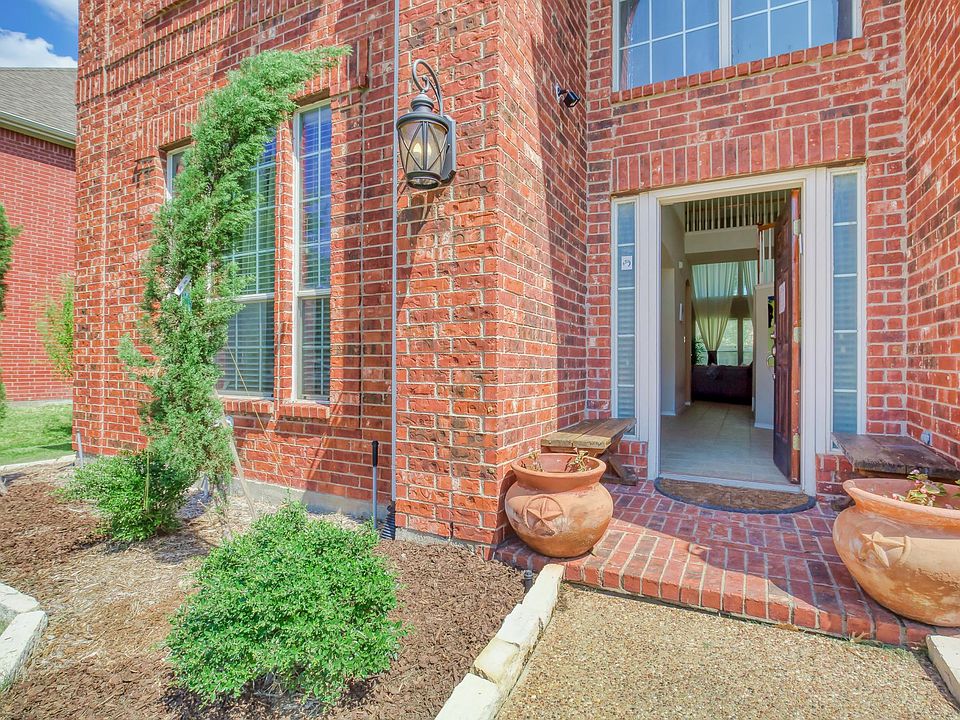 Front Entrance Walk Way