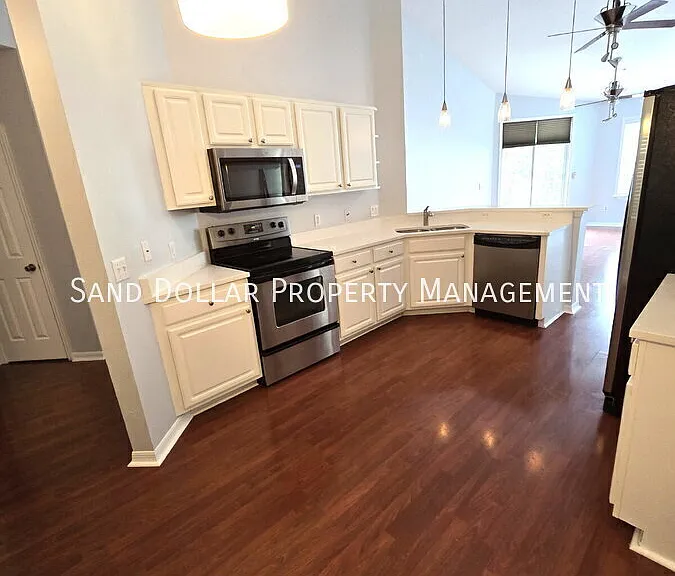 640 Cranes Way #264 — Photo 3