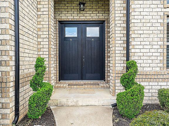 5th image of 614 Oriole Dr