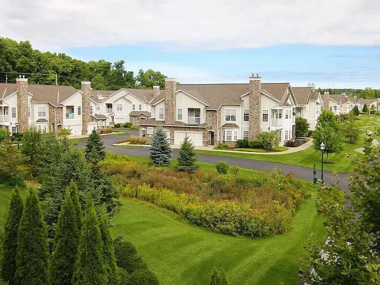 330 Stone Falls Dr SE — Photo 6