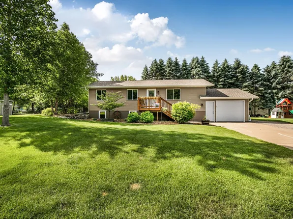 2135 247th St, Saint Cloud, MN 56301
