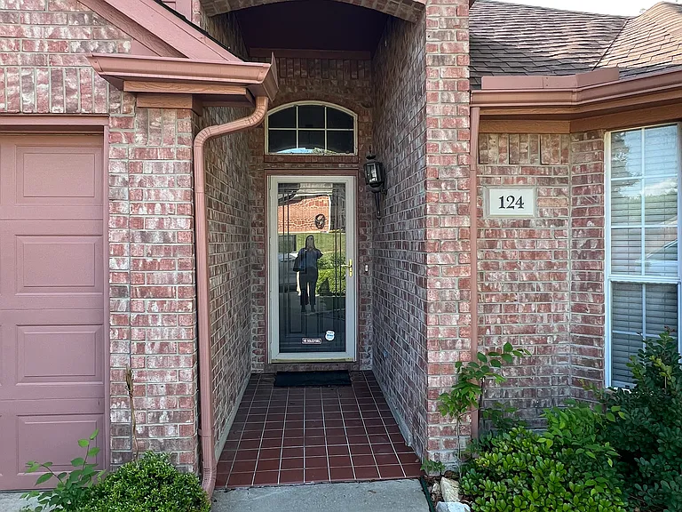 124 Pelican Cove Dr — Photo 2