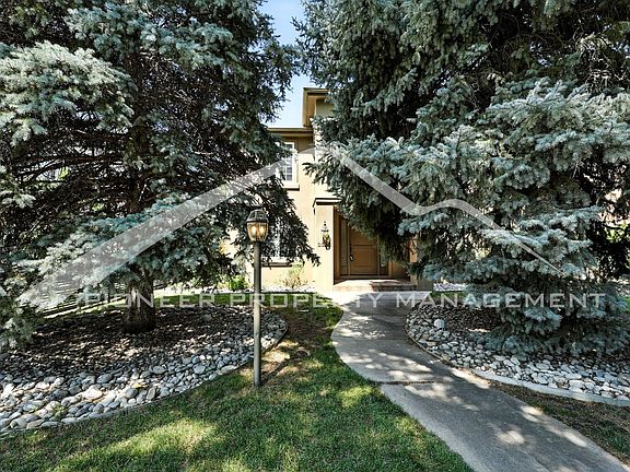 2nd image of 2333 S Saint Paul St