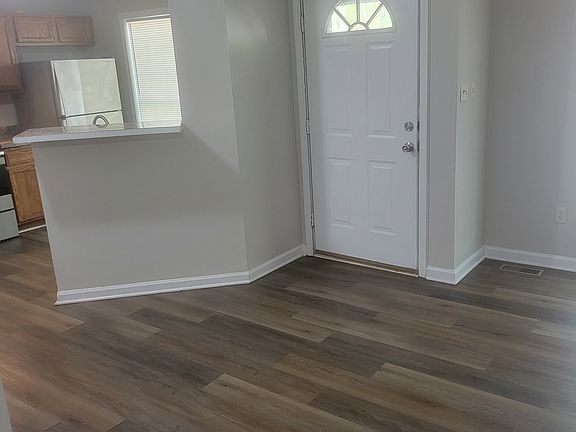 2nd image of 1617 Curthay Ct