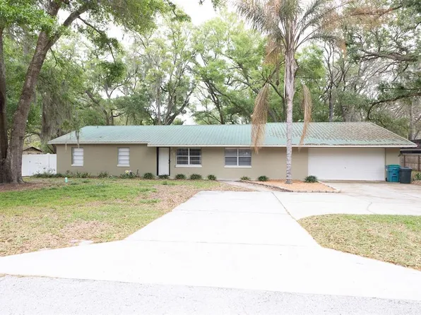 207 Mandarin Ln, Fruitland Park, FL 34731