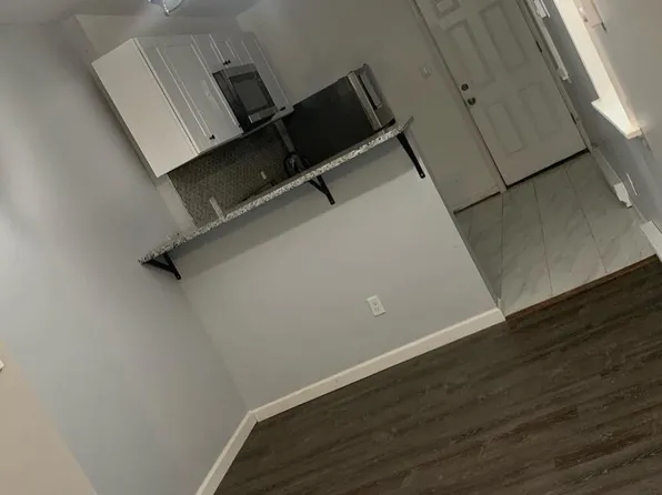 2055 Bellevue St, Philadelphia, PA 19140