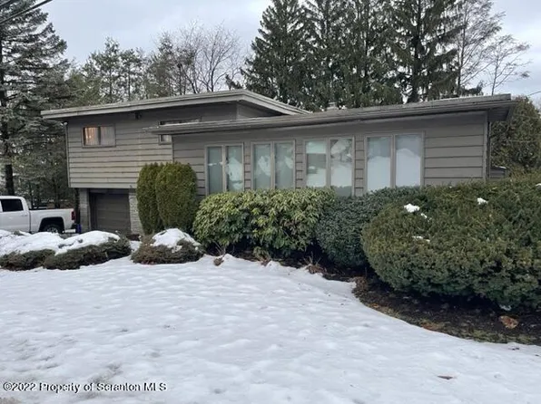 23 Pen Y Bryn Dr, Scranton, PA 18505