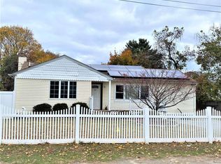 37 Kirk Rd, Bay Shore, NY 11706