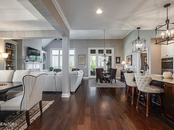5th image of 15280 Lighthouse Pointe Dr