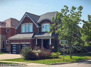 22 Bluffmeadow St, Brampton, ON L6P3K6