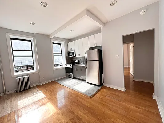 Rented by Premier One Realty LLC | media 17