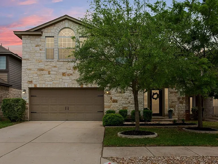 11217 Persimmon Gap Dr — Photo 1