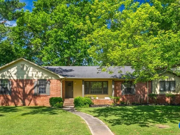 10012 Greenview Dr SE, Huntsville, AL 35803