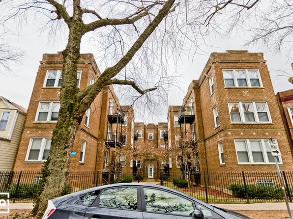 1449 W Victoria St APT 2A, Chicago, IL 60660