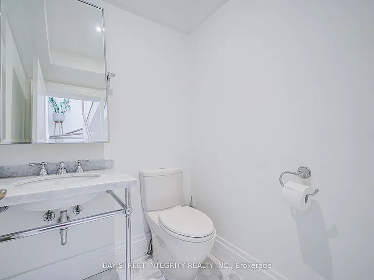 354 Old Orchard Grv — Photo 12