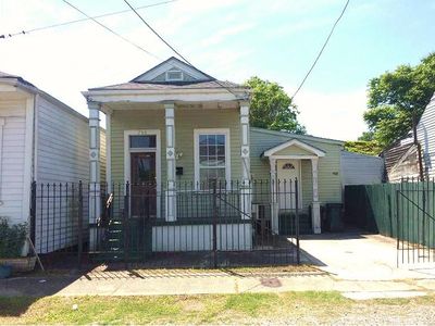 730 Bordeaux St, New Orleans, LA, 70115