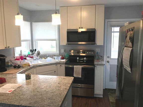 5th image of 2328 Holmes St