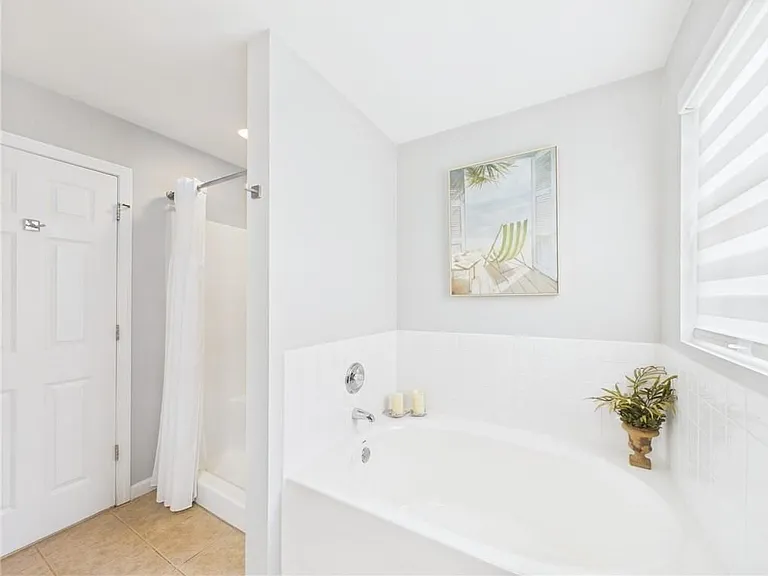23 Beechwood Hollow St — Photo 26
