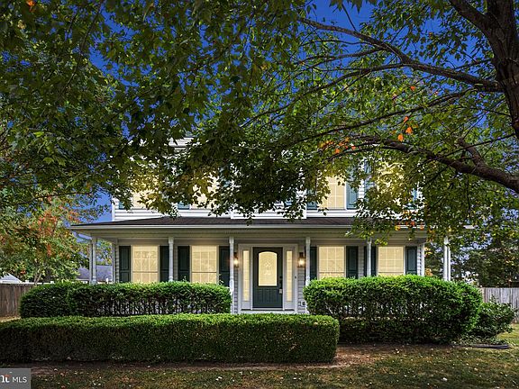 3rd image of 8702 Virginia Pine Ct