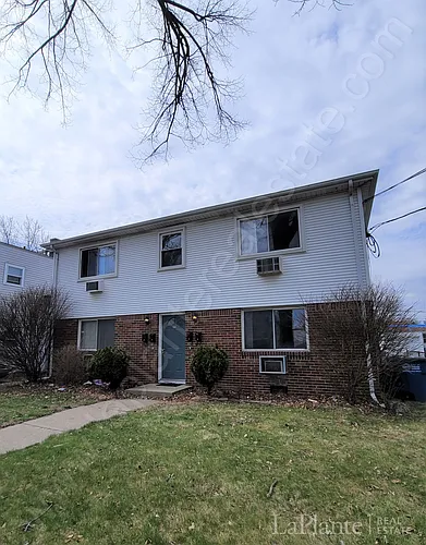 880 Wright Avenue Photo 1